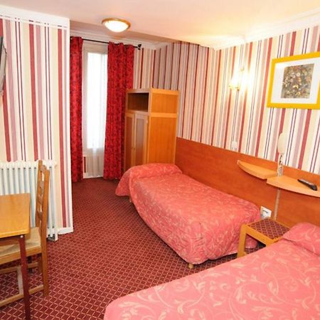 Sully Hotel Parigi Esterno foto