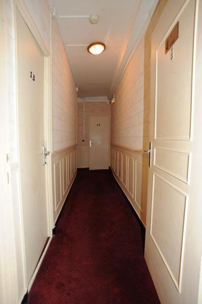 Sully Hotel Parigi Esterno foto